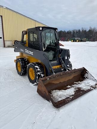 Image of John Deere 320G equipment image 1