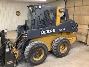 2019 John Deere 320G Image