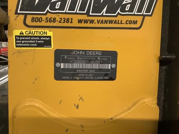 Image of John Deere 320G equipment image 2