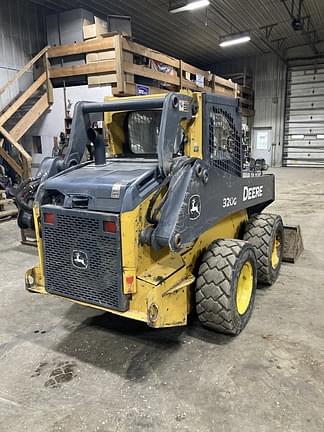 Image of John Deere 320G equipment image 2