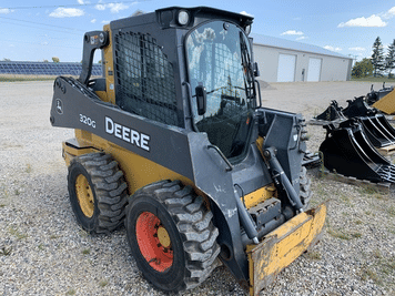 Main image John Deere 320G