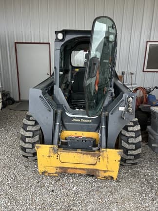 Image of John Deere 320G equipment image 2
