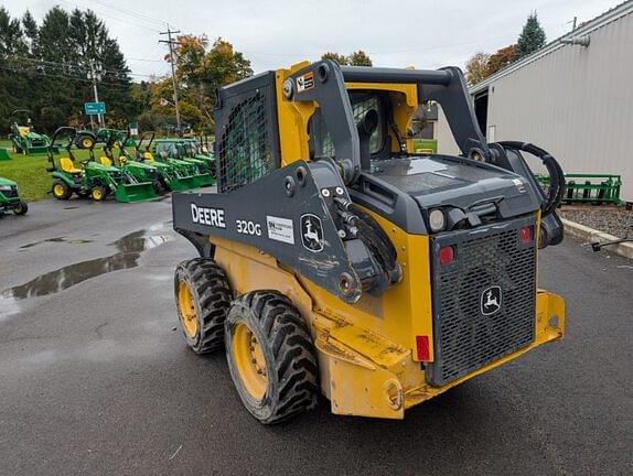 Image of John Deere 320G equipment image 4