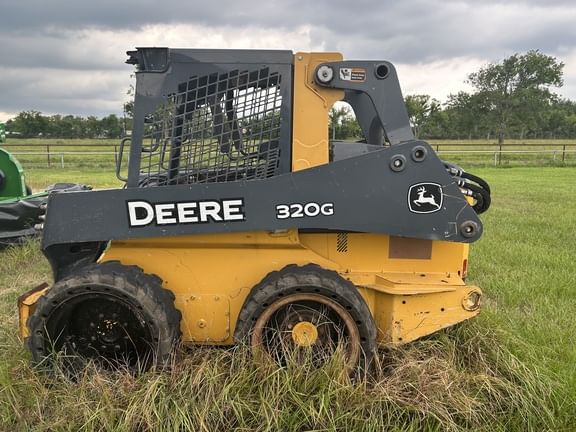 2019 John Deere 320G Equipment Image0