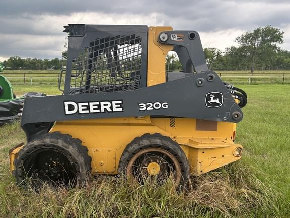 Image of John Deere 320G Primary image