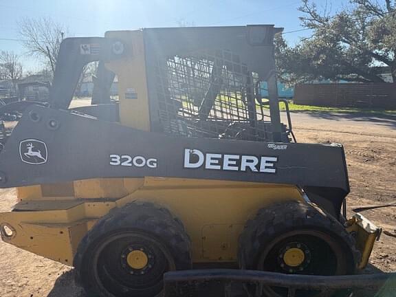 Image of John Deere 320G equipment image 2