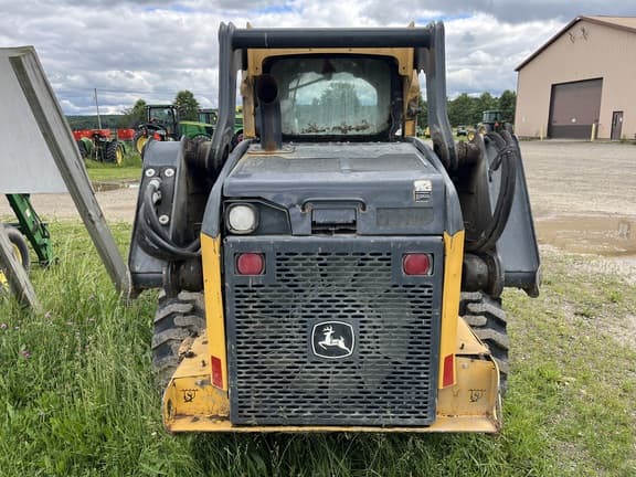 Image of John Deere 320G equipment image 4