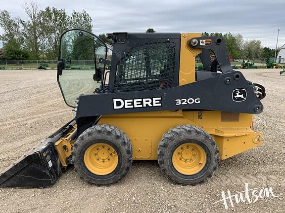 Image of John Deere 320G equipment image 2