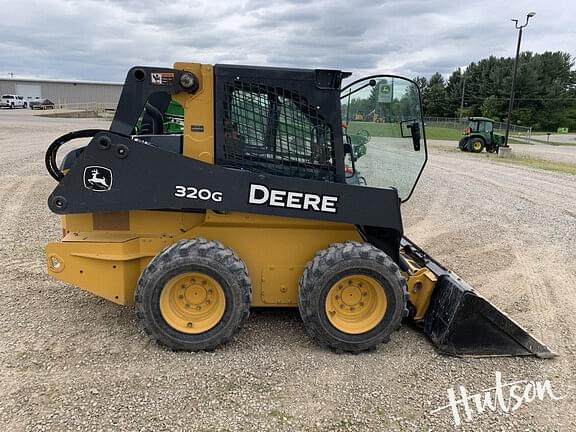 Image of John Deere 320G equipment image 4