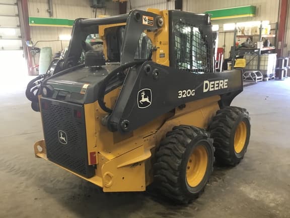 Image of John Deere 320G equipment image 3