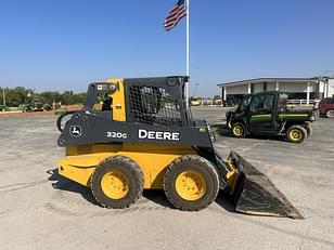 Main image John Deere 320G 7