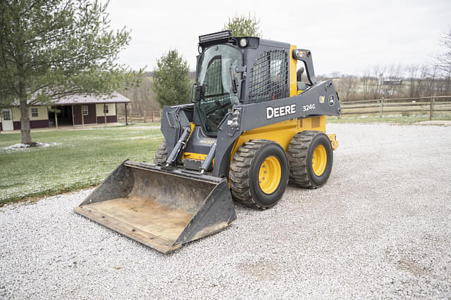 Image of John Deere 324G equipment image 3