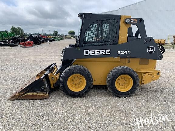 Image of John Deere 324G equipment image 4