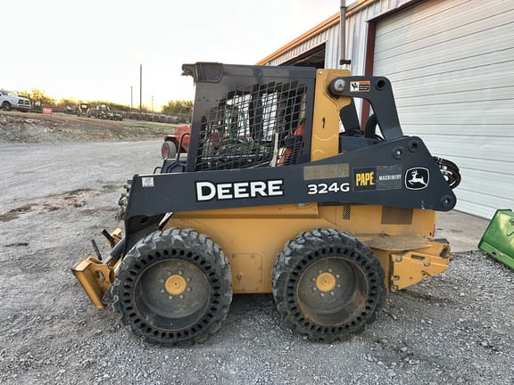 Main image John Deere 324G