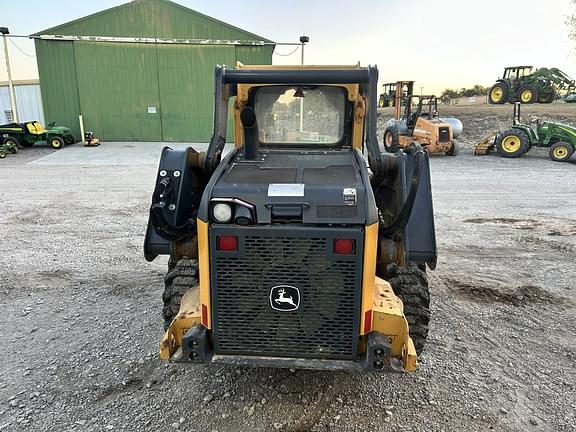 Image of John Deere 324G equipment image 4