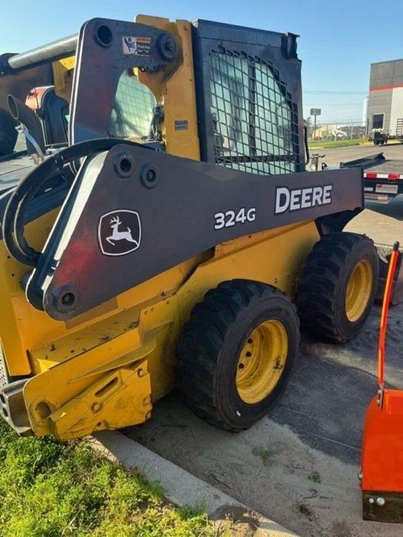 Image of John Deere 324G equipment image 1