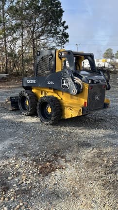 Image of John Deere 324G equipment image 2