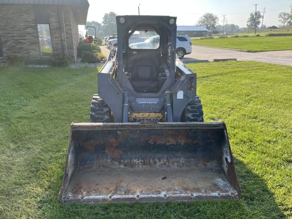 Image of John Deere 324G equipment image 2