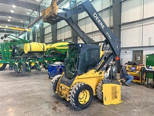 Main image John Deere 324G 0