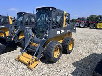 Main image John Deere 324G