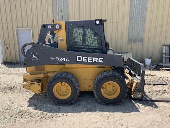Image of John Deere 324G equipment image 1