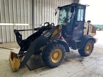 Main image John Deere 324L