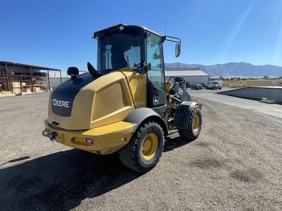 Image of John Deere 324L equipment image 4