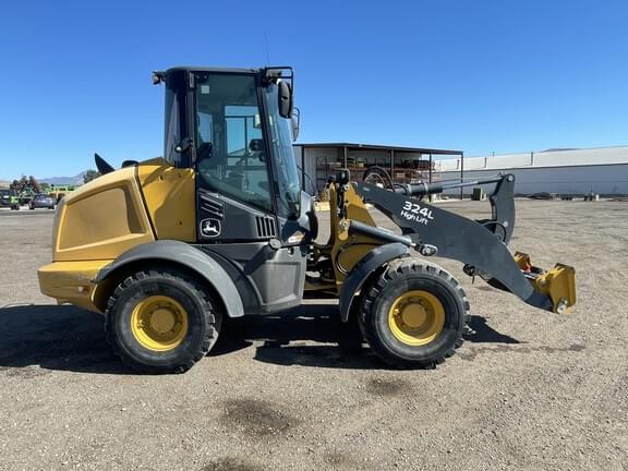 Image of John Deere 324L equipment image 3