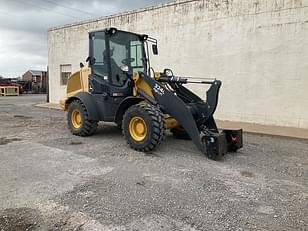 Main image John Deere 324L 5