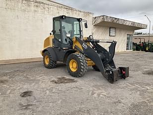 Main image John Deere 324L 7