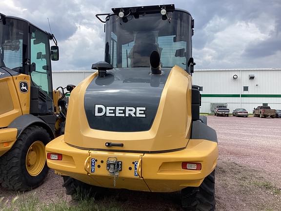 Image of John Deere 324L equipment image 1