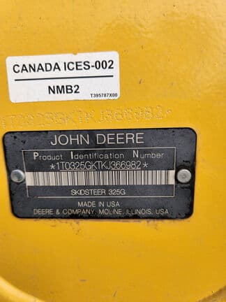 Image of John Deere 325G equipment image 4