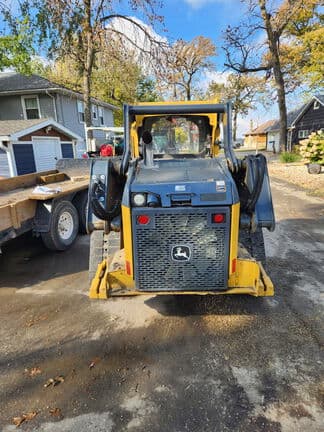 Image of John Deere 325G equipment image 1