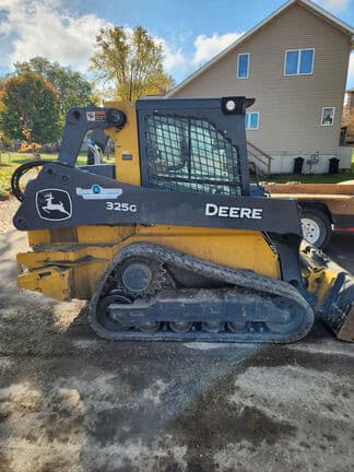 Image of John Deere 325G Primary image