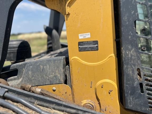 Image of John Deere 325G equipment image 2