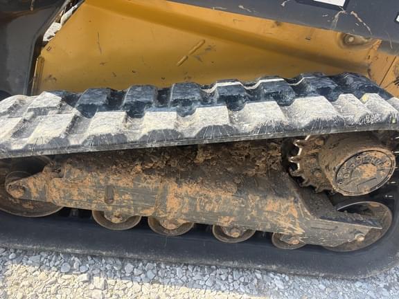 Image of John Deere 325G equipment image 1