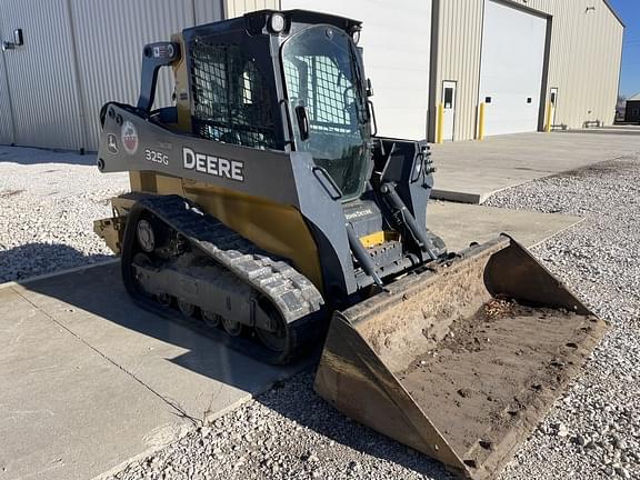 Image of John Deere 325G equipment image 3