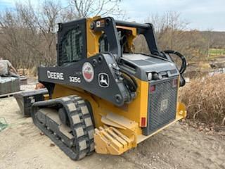 Image of John Deere 325G equipment image 2