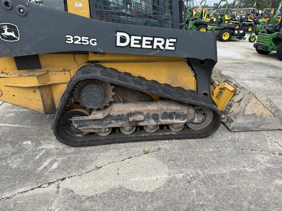 Image of John Deere 325G equipment image 4