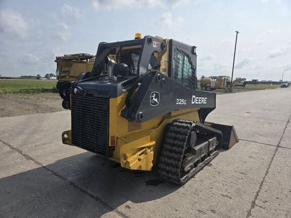 Image of John Deere 325G equipment image 3