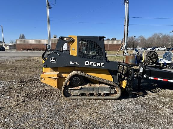 Image of John Deere 325G equipment image 2