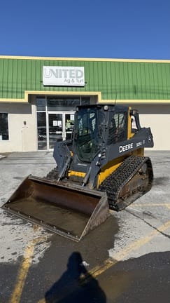 2019 John Deere 325G Equipment Image0