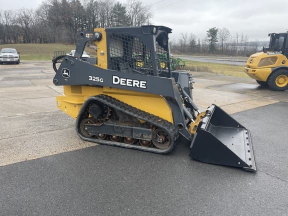Image of John Deere 325G equipment image 3