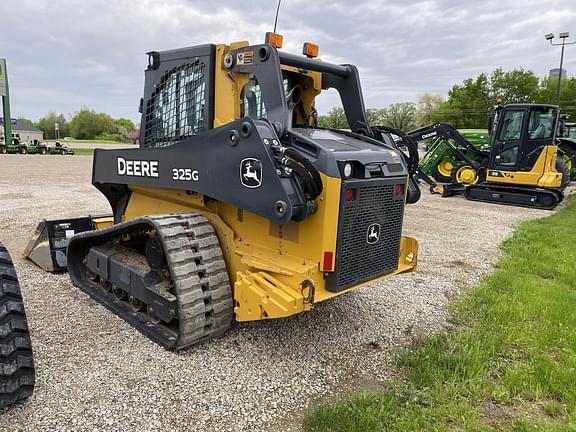 Image of John Deere 325G equipment image 4