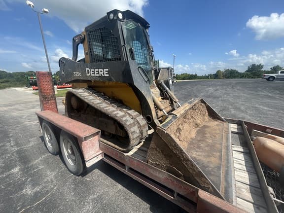 Image of John Deere 325G equipment image 4