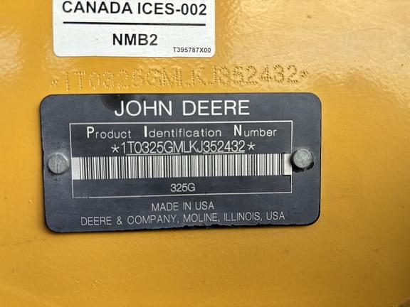 Image of John Deere 325G equipment image 2