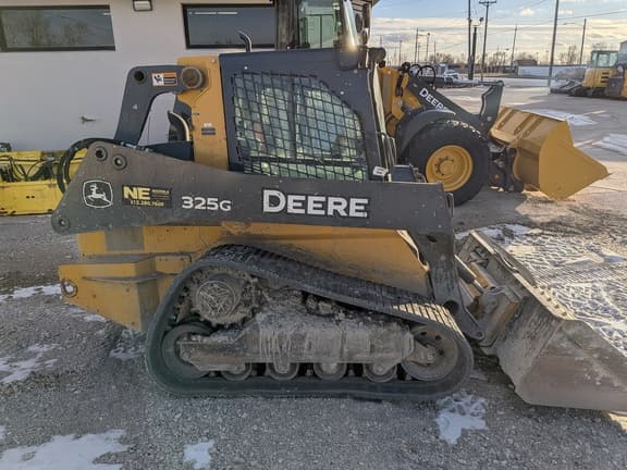 Image of John Deere 325G equipment image 2