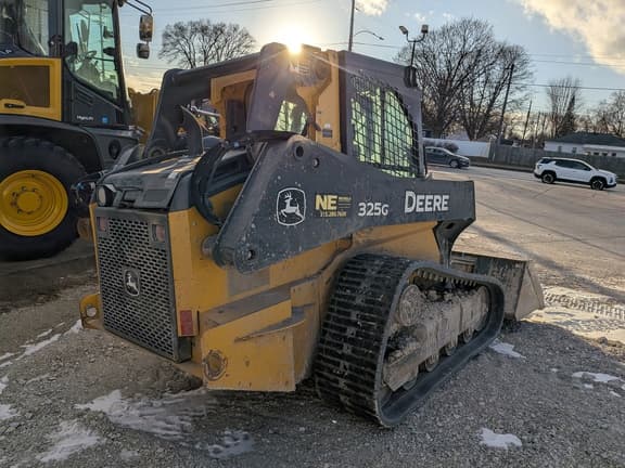 Image of John Deere 325G equipment image 3