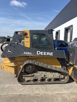 Image of John Deere 325G Primary image