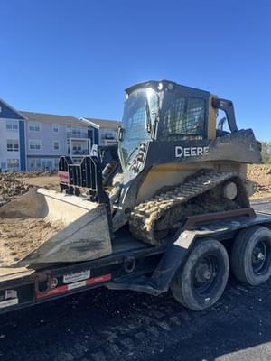 2019 John Deere 325G Image